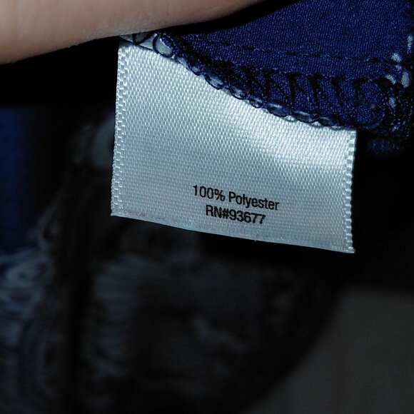 ana blue and white tunic blouse medallion print 3X - Picture 6 of 11